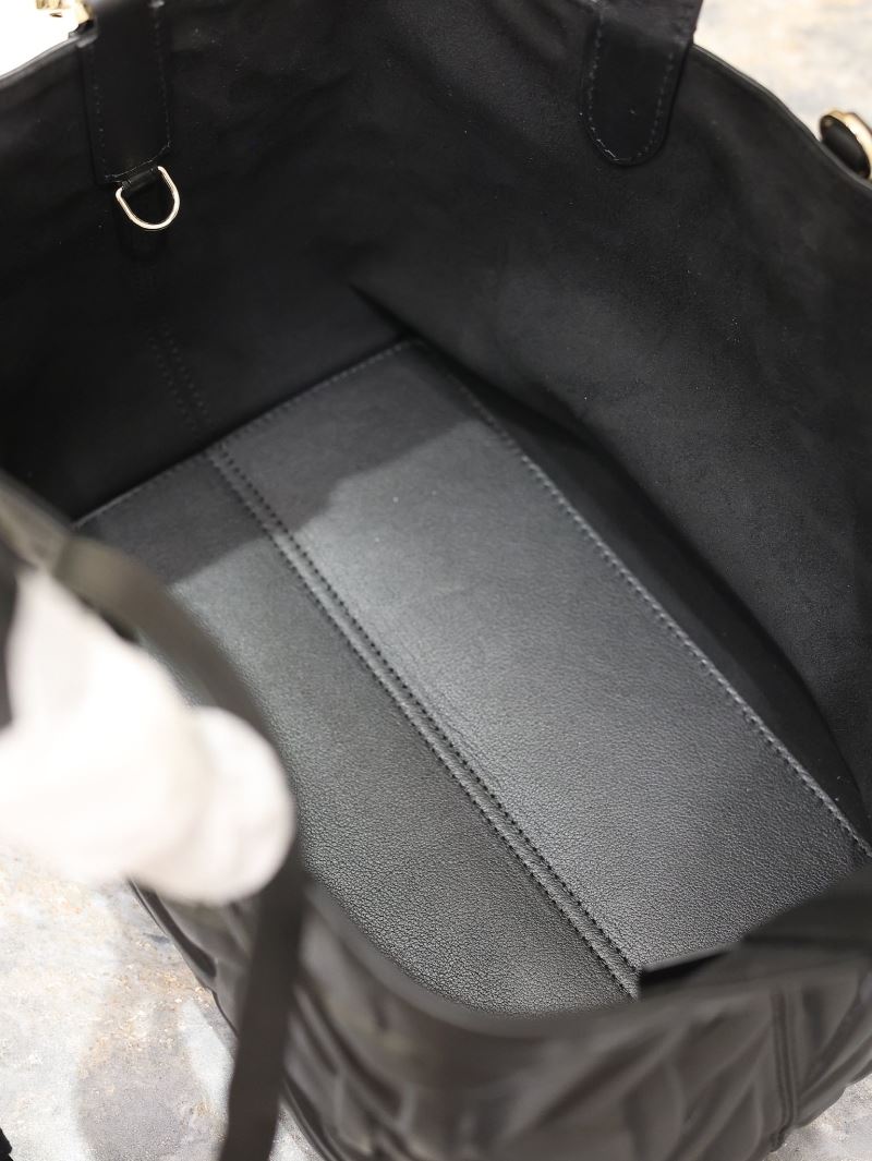 chr1st1an D10r shopping bags